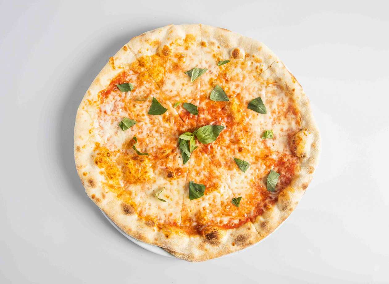 Margherita pizza