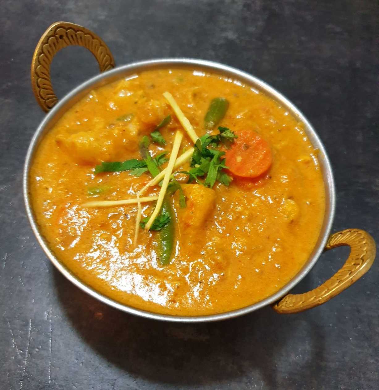 Khukuri Curry Veg