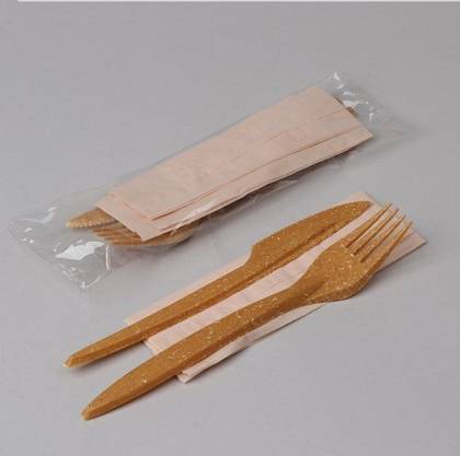 Cutlery set: fork + knife + napkin