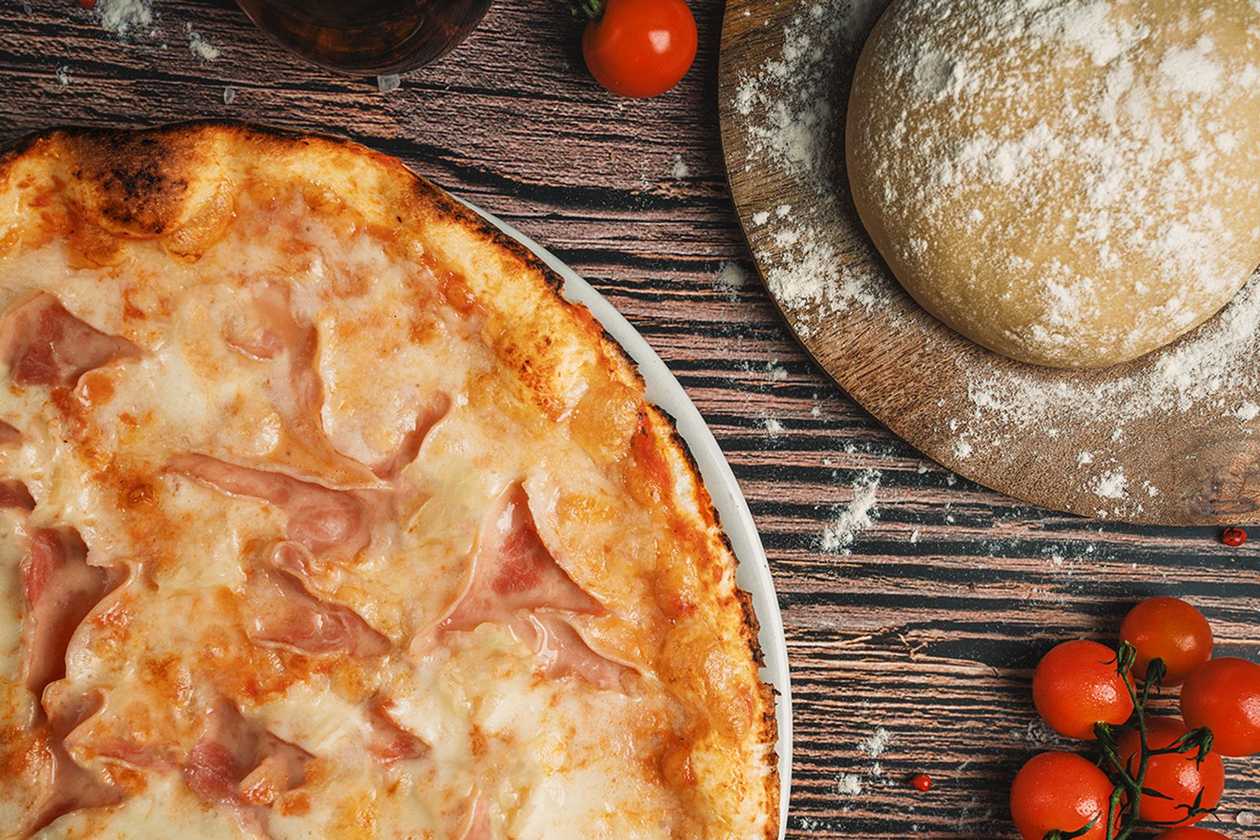 Pizza prosciutto