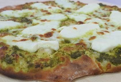 Mankoushe halloumi and pesto