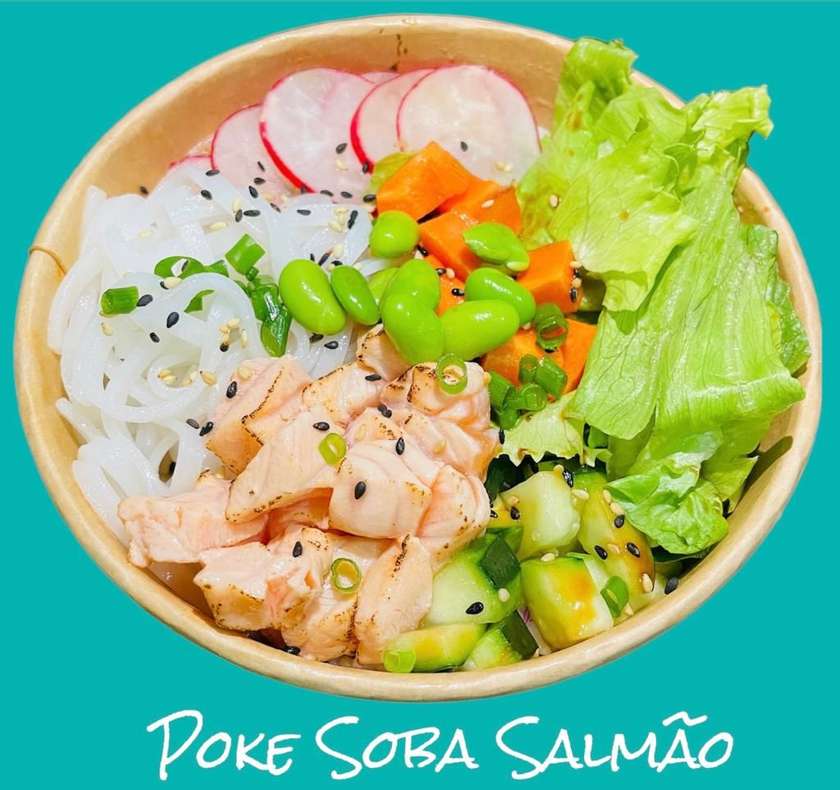 Salmon Soba Poke Salad 🥗