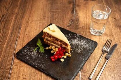 Tort de morcovi (OFERTA 1+1)