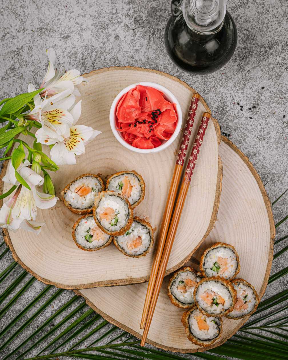 Hot Salmon Roll