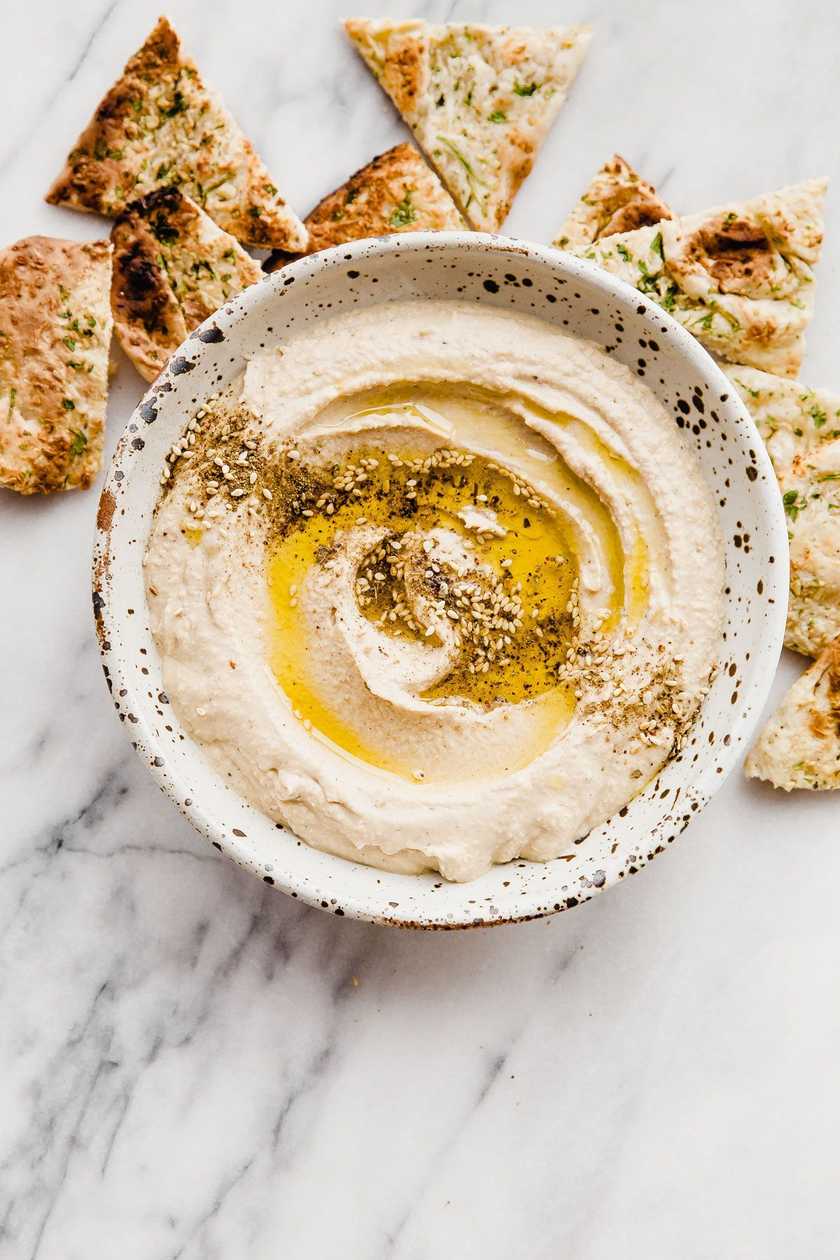 Hummus cu susan si ulei de măsline