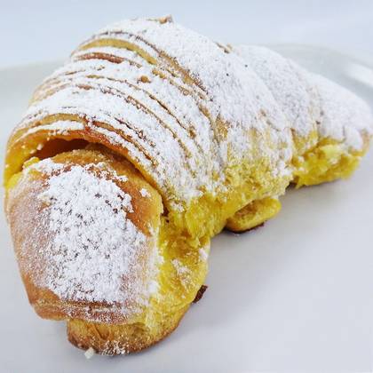 Sweet Egg Croissant