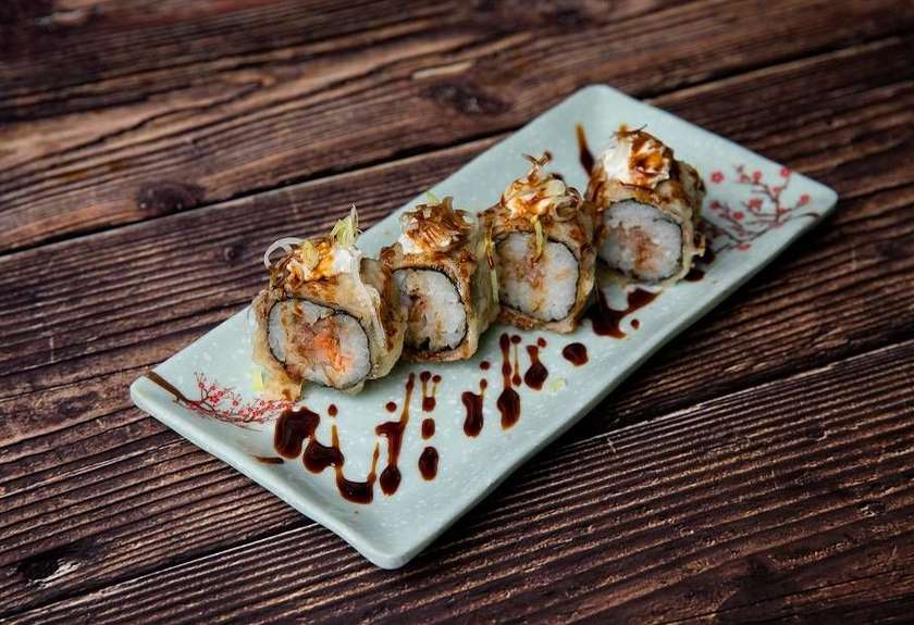 Sake Maki Fry (8 Pcs.)