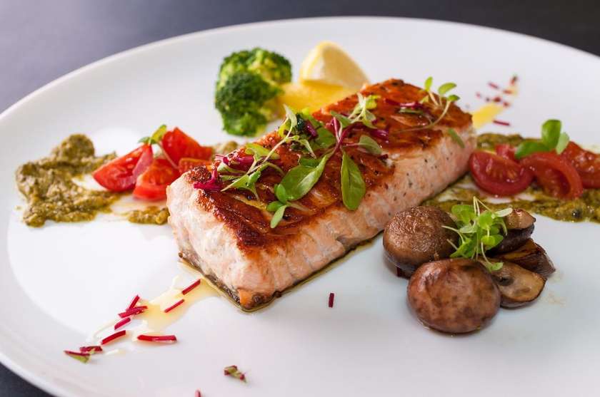 Salmon Capuciner
