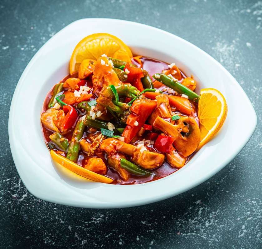 44. Vegetables in Garlic Sauce *