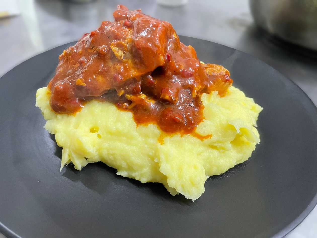 Ostropel de pui cu piure