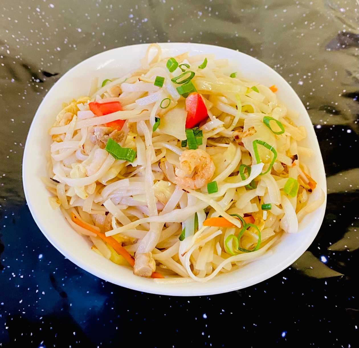 107. Rice Noodles with Egg & Chicken