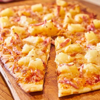 Hawaiian pizza