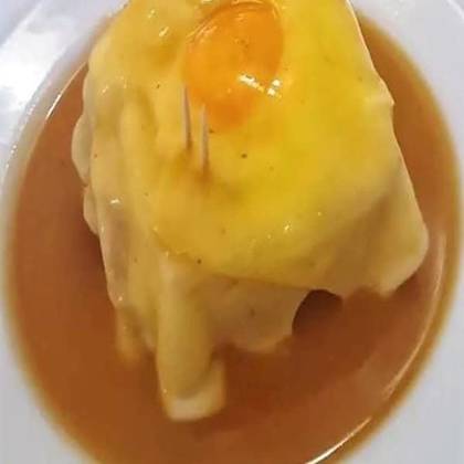 Special Francesinha with Potatoes and Egg