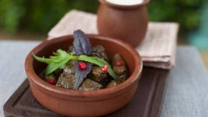 Yarpaq Dolması