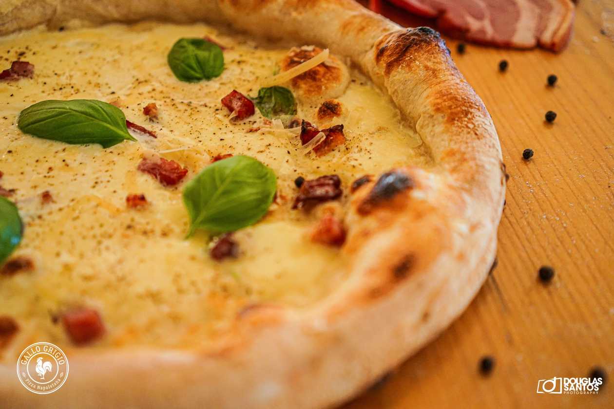 Pizza Carbonara