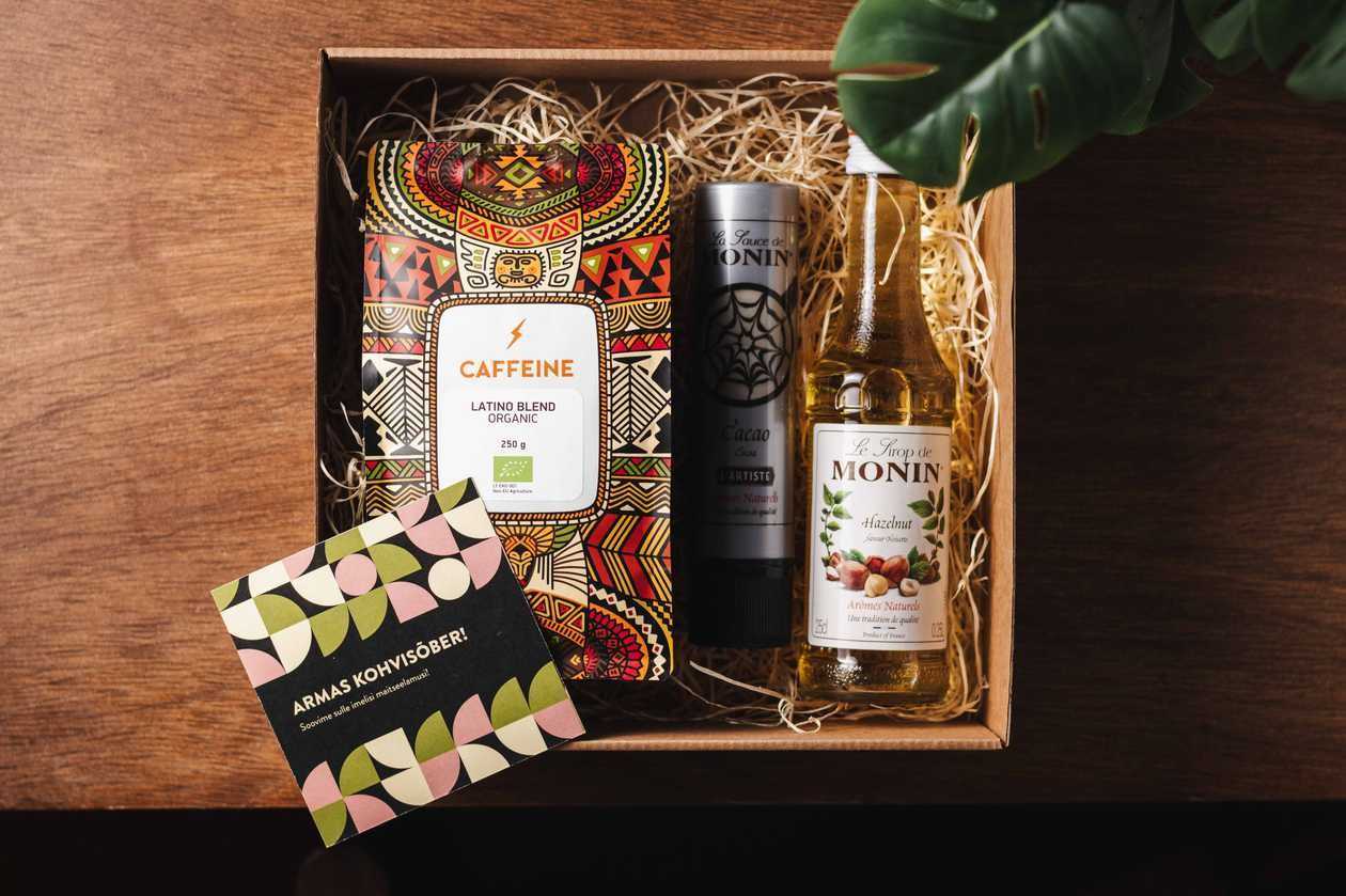 Give a Friend the “DIY Roasted Hazelnuts Gift Set”