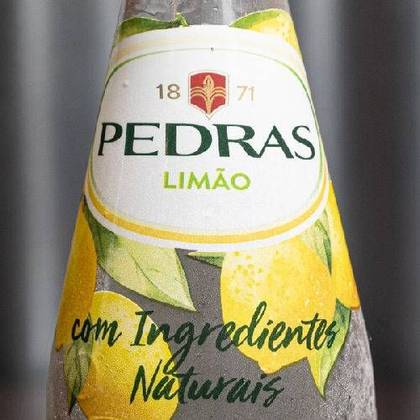 Sparkling Water with Lemon