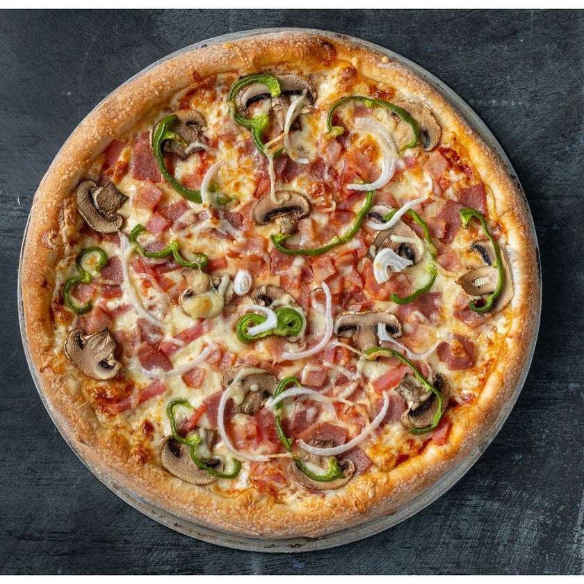 16. Pizza Luigi Speciale 32cm