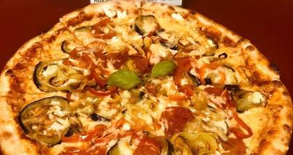 6. Vegetarian Pizza 32cm🌽🫒🫑🧀