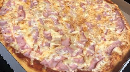 4. Pizza Hawaii 32cm