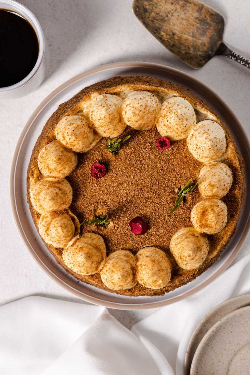 Large Honey Cake 'Bear'