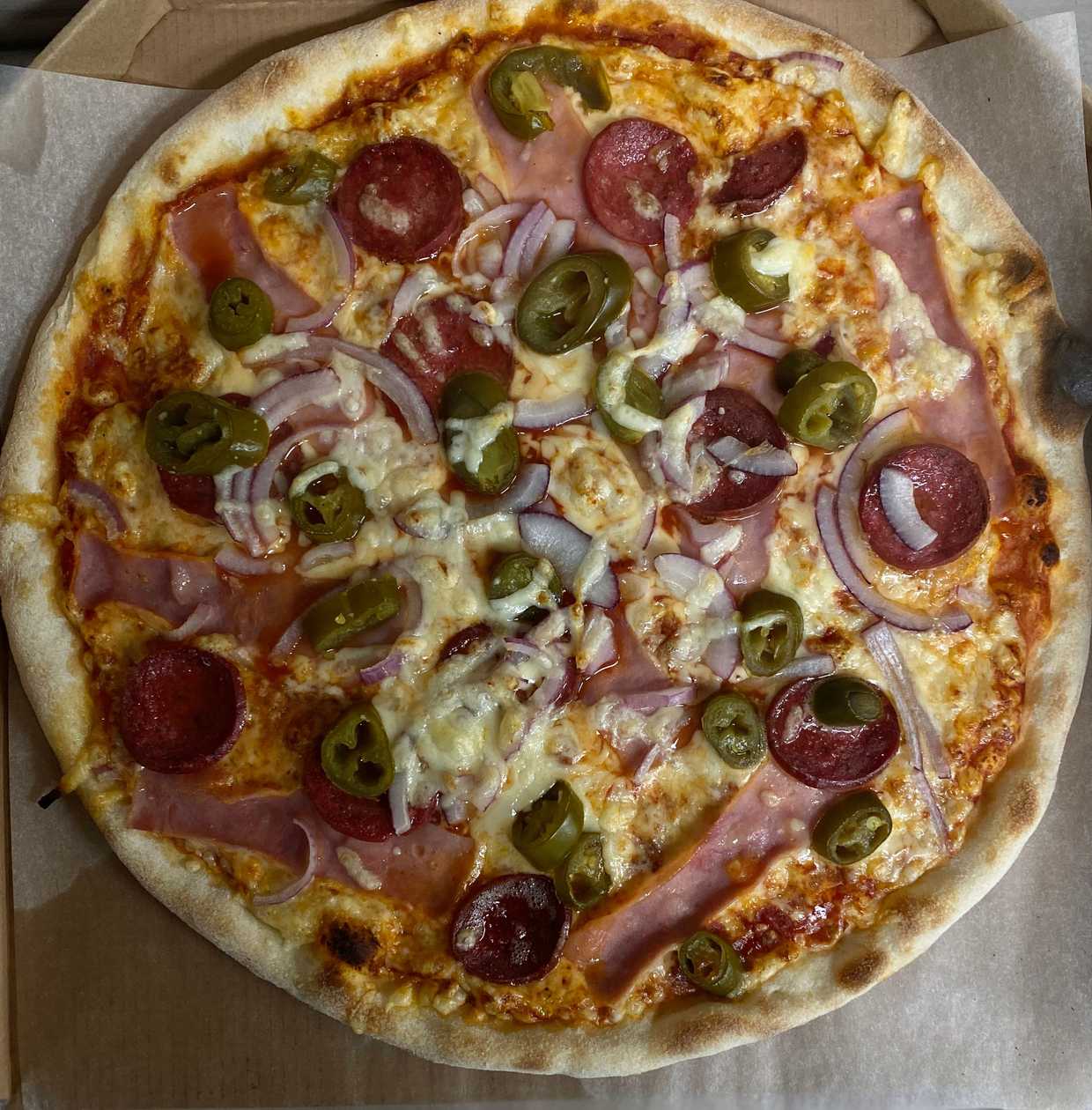20. Pizza Diavola 32cm
