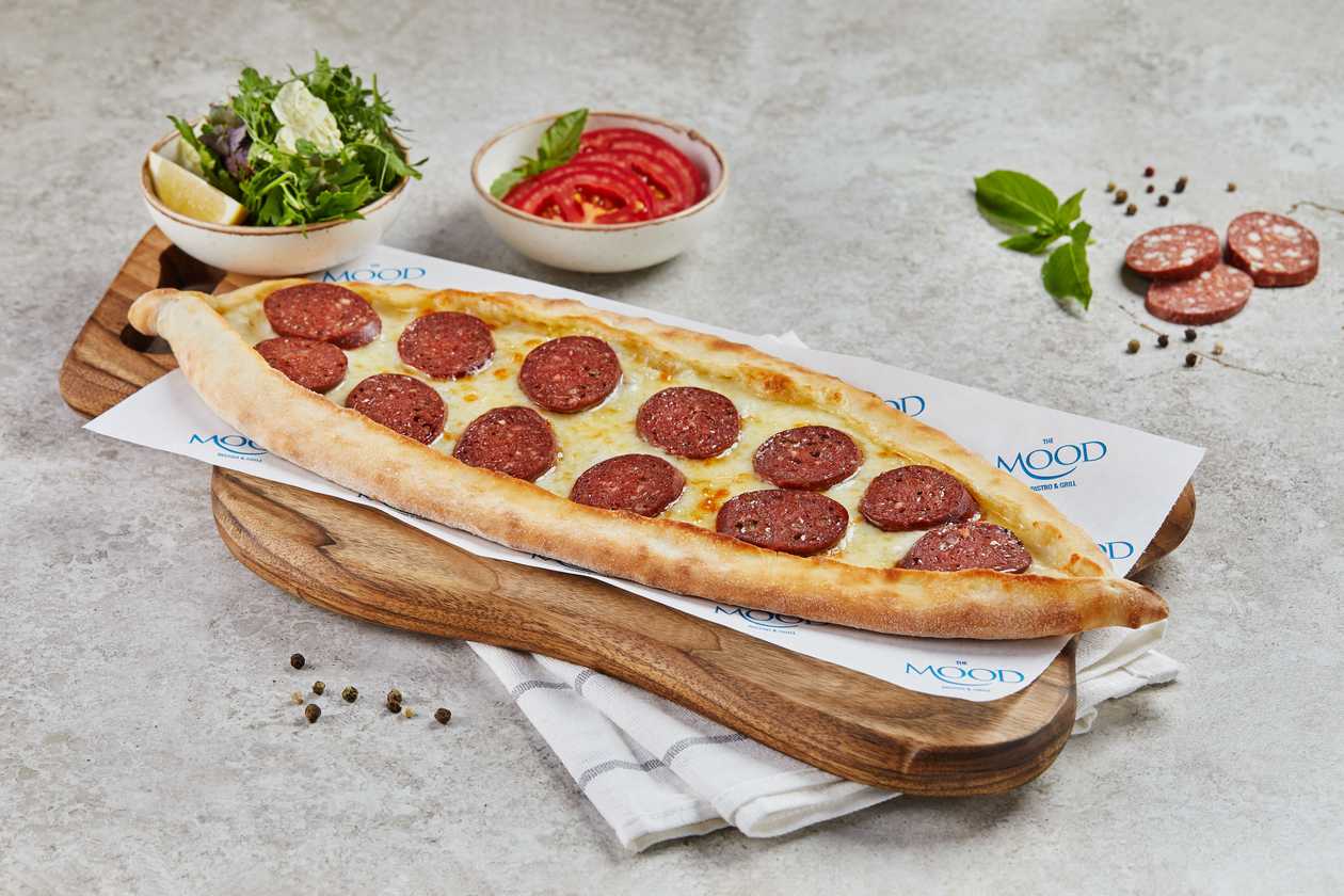 Пиде с суджуком