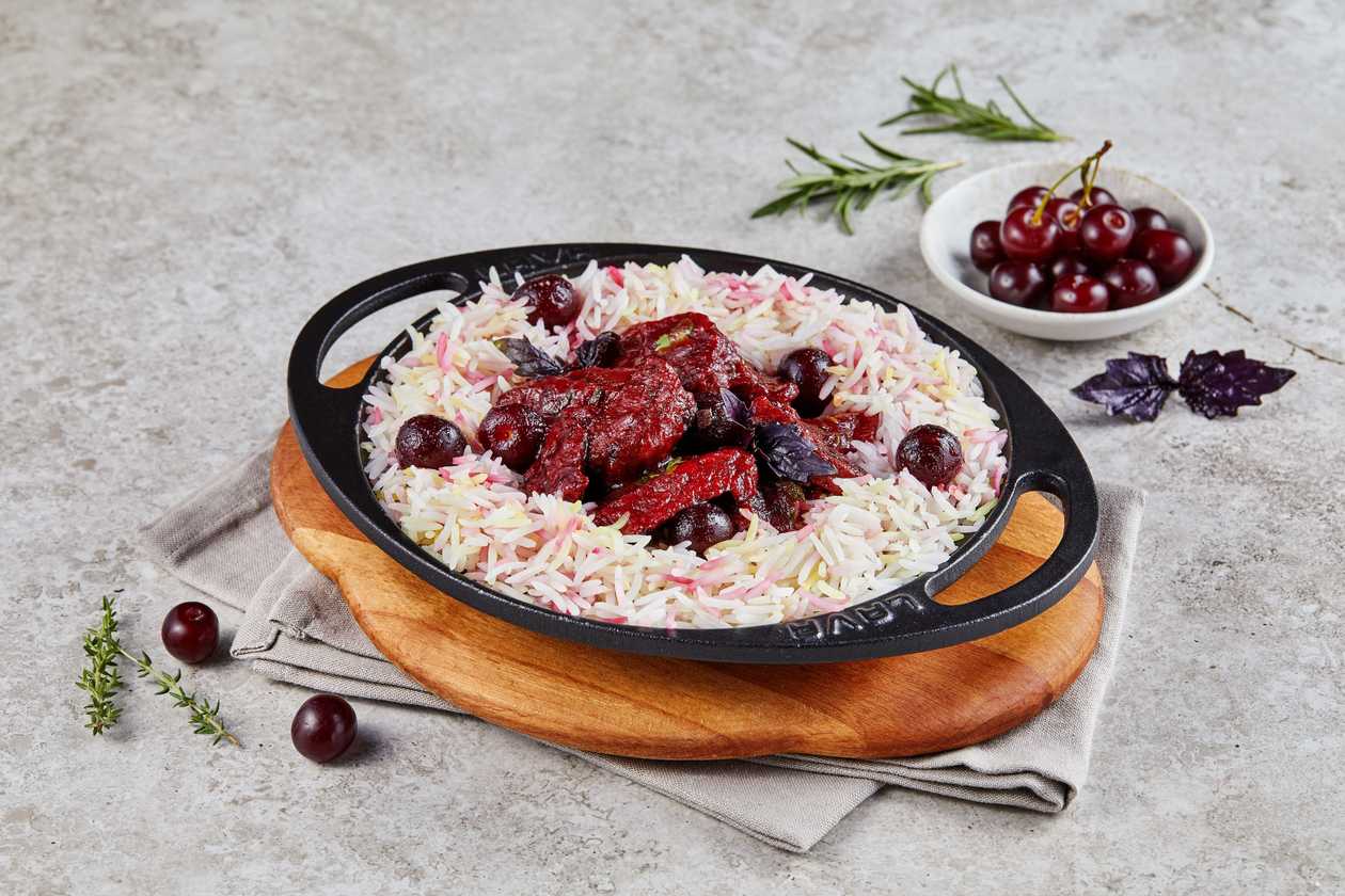 Плов с вишней