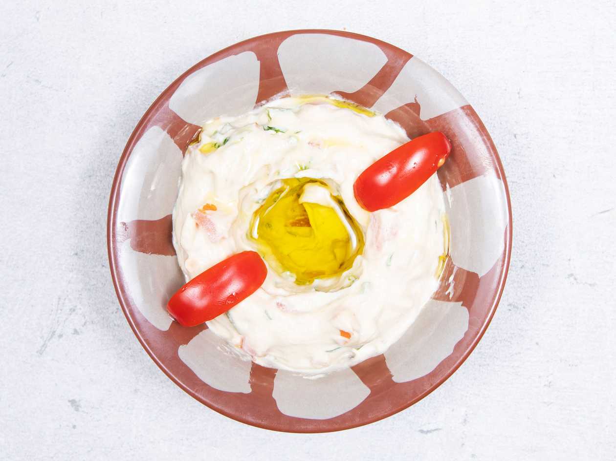 Hummus Beiruti
