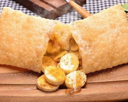 Pastel de Banana e Doce de leite