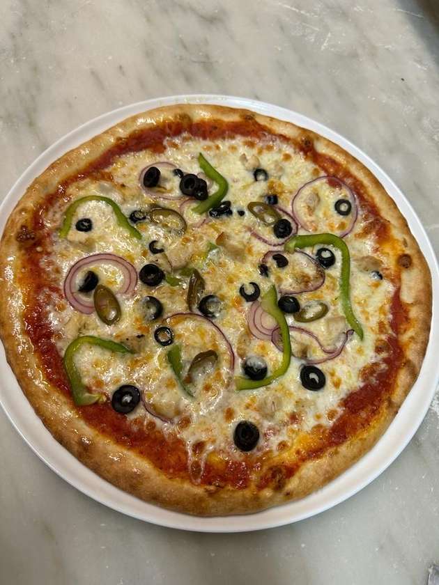Crispy Chicken Pizza