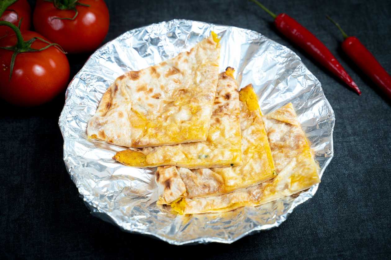 663. Aloo paratha