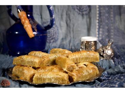 Asabea with pistachios