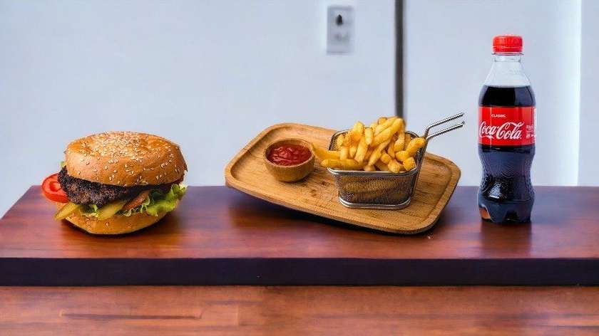 Beef Burger + French Fries + Coca-Cola® 300 ml