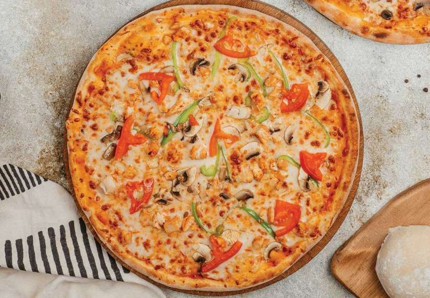 Toyuqlu Pizza