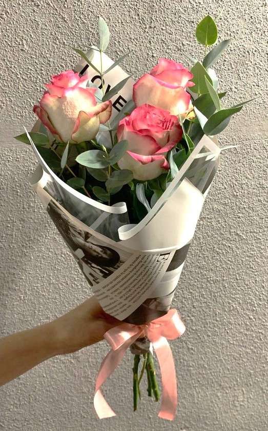 3 Pink Roses R4