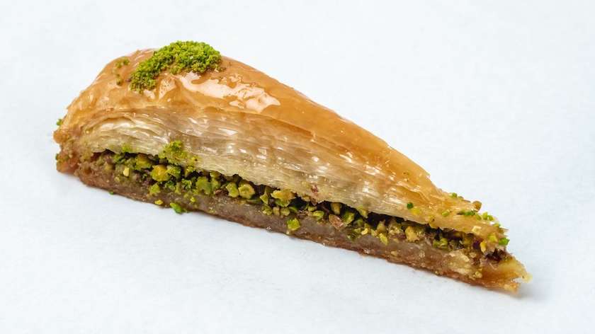 Carrot Slice with Pistachios, 1 piece