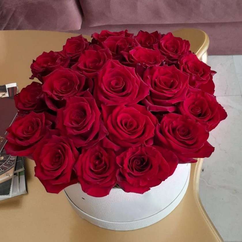 Roses In A Box M B2