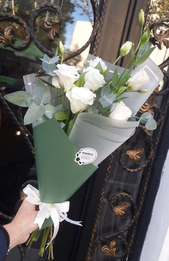 Mini Bouquet of eustoma and eucalipt