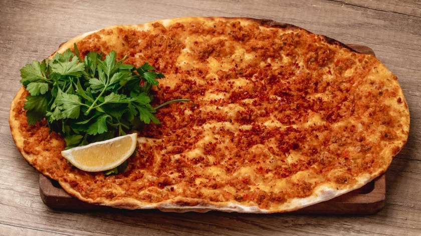 Acılı Lahmacun