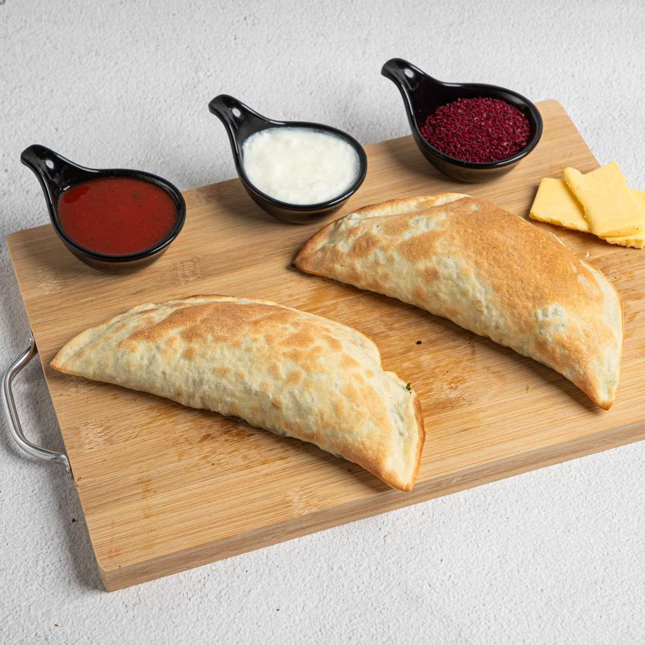 Herb and Dutch cheese stuffed Qutab