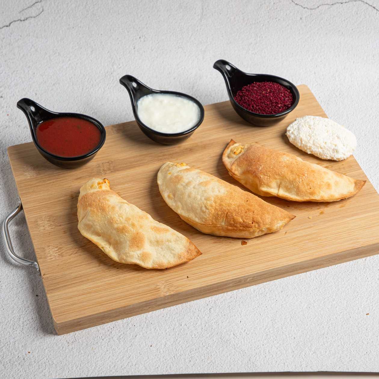 Cheese-filled Qutab with White Cheese