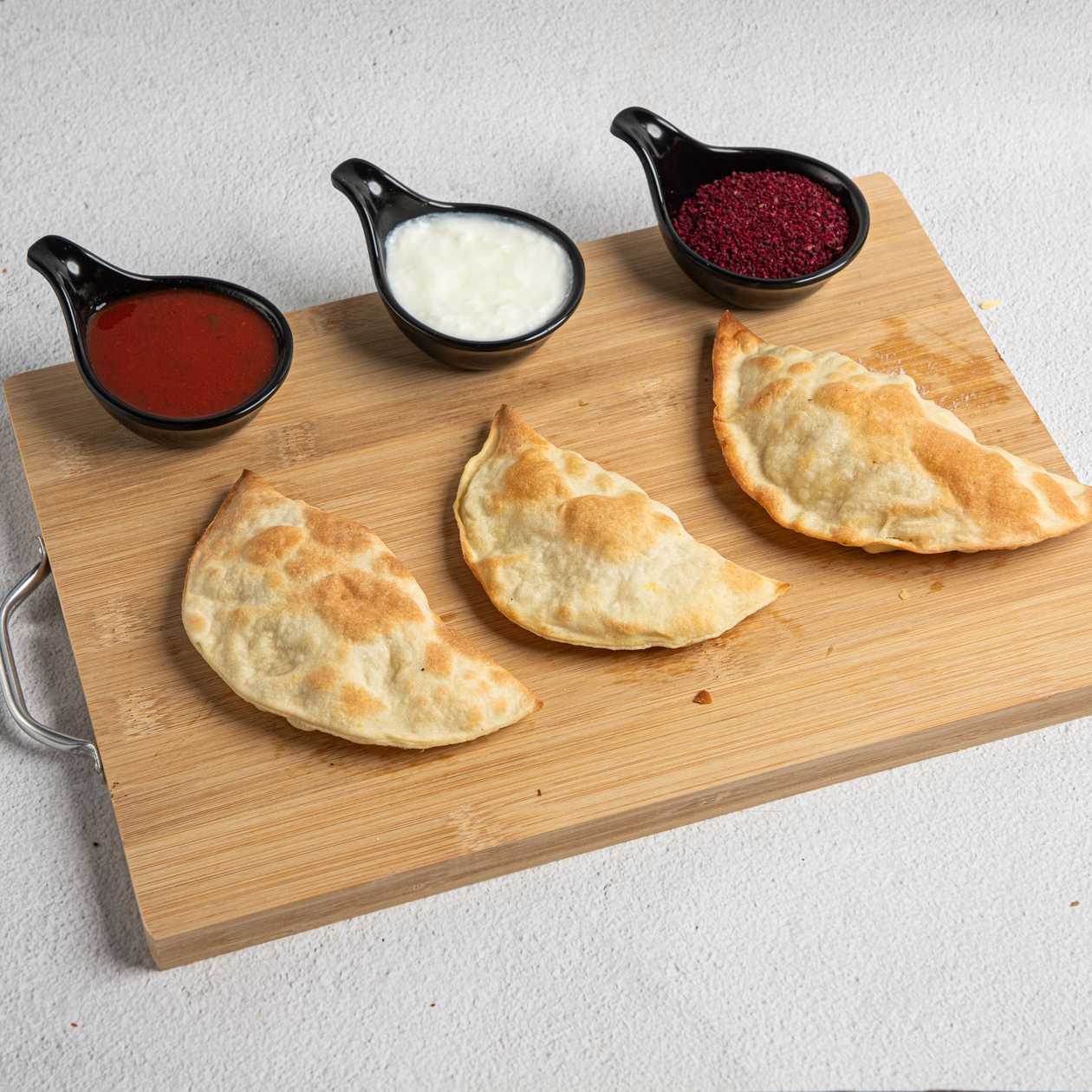 Potato-filled Qutab