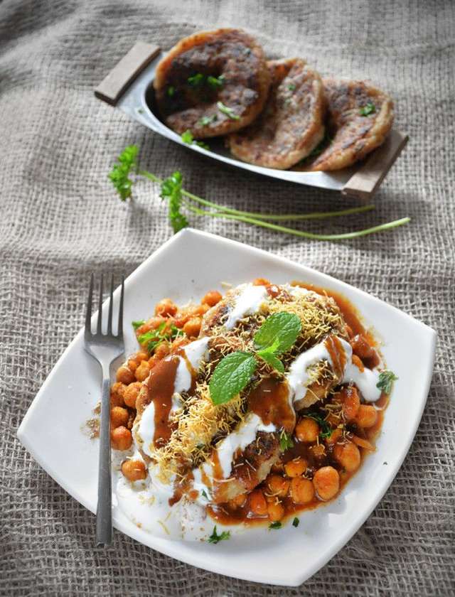 Punjabi Choley Tikki