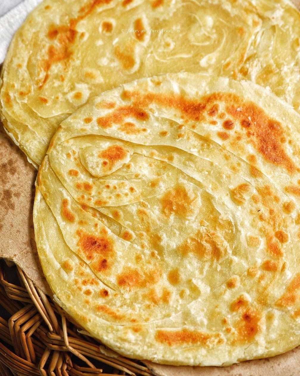 White Chapatis