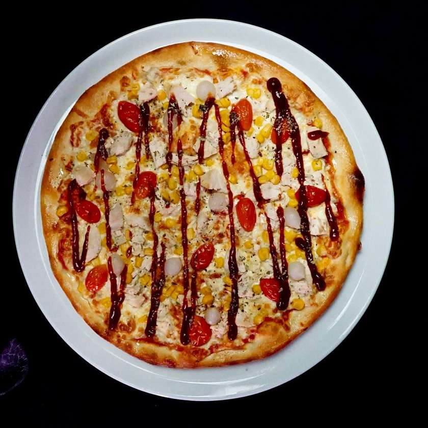 “Pizza con barbeque”