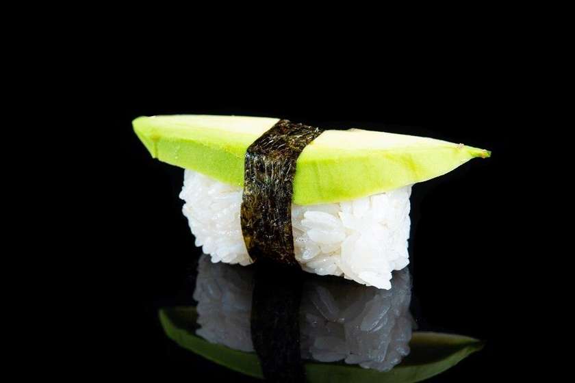 121. Avokaado nigiri