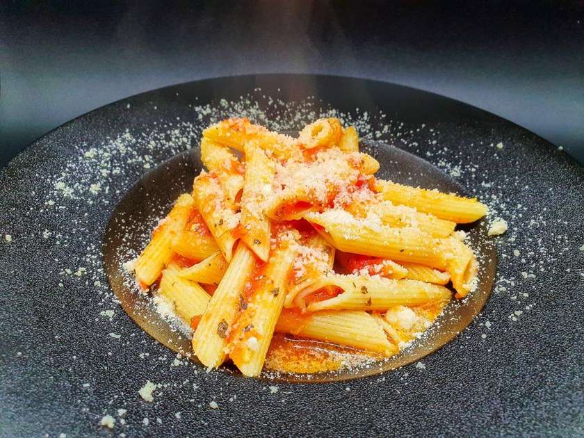 Penne arrabbiata pasta