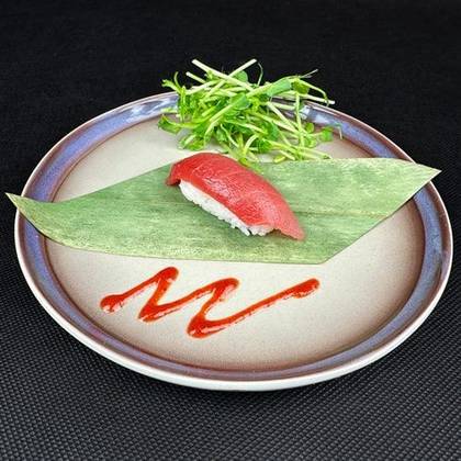 Nigiri tuńczyk ze Sri Lanki