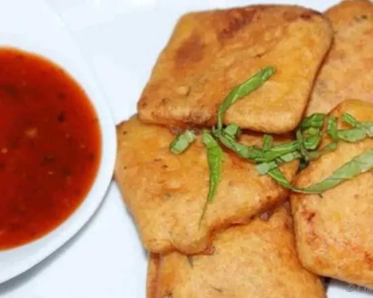 Indian Cheese Pastries